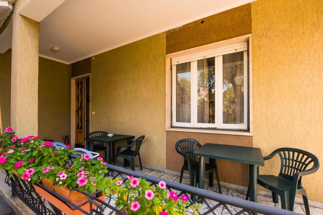 Casa Violetta Bed & Breakfast Marina di Massa Buitenkant foto